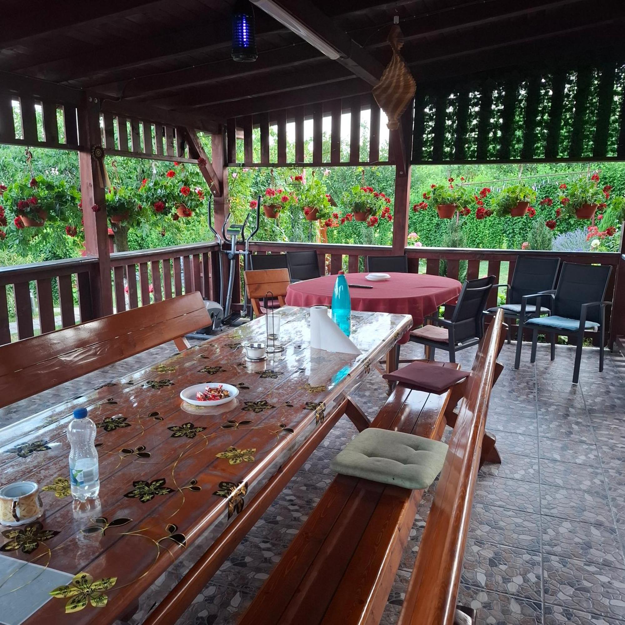 Casa Dina